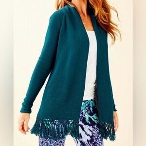 Lilly Pulitzer Tatum Long Fringe Hem
Cardigan Inky Tidal - XXS
